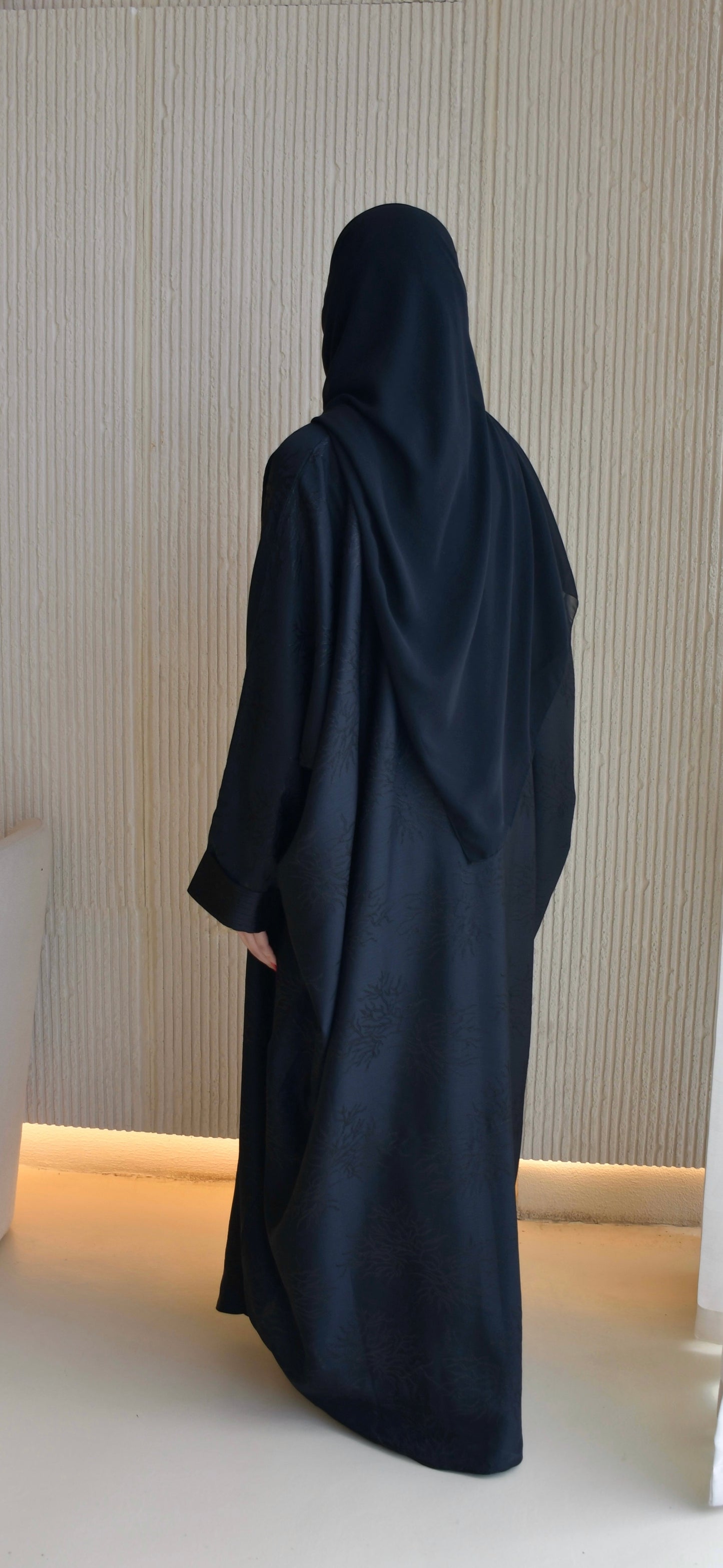 Lozan Abaya